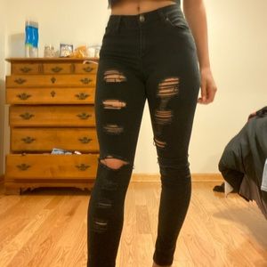 Black ripped Jeans, Good condition